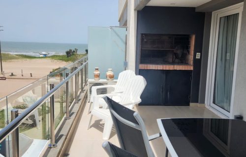 WhatsApp Image 2025-11-19 at 09.07.53 (1)